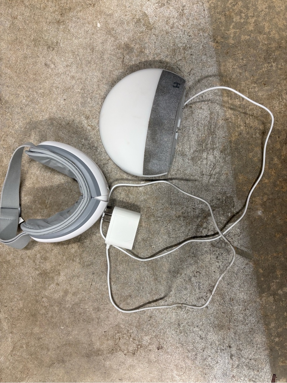 Renpho eye massager and hatch restore